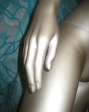 Schaufensterpuppe weiblich, abstrakt, silber 1